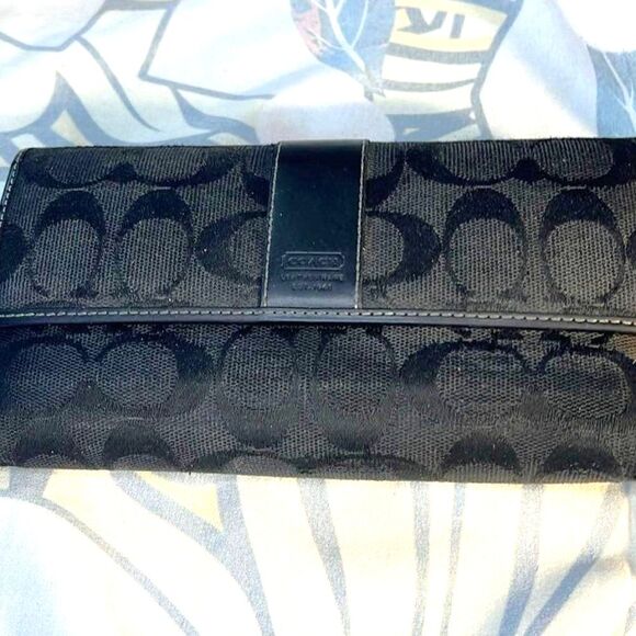 Coach Handbags - Coach Trifold Signature Canvas Checkbook Wallet - GUC